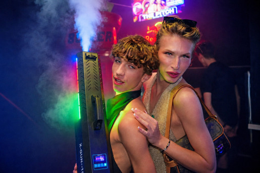 🔥 TWINK PARTY 🔥 SLAYYYTER × KIM PETRAS theme NIGHT v The Pitch Praha, pavel - gabriel a gun.jpg
